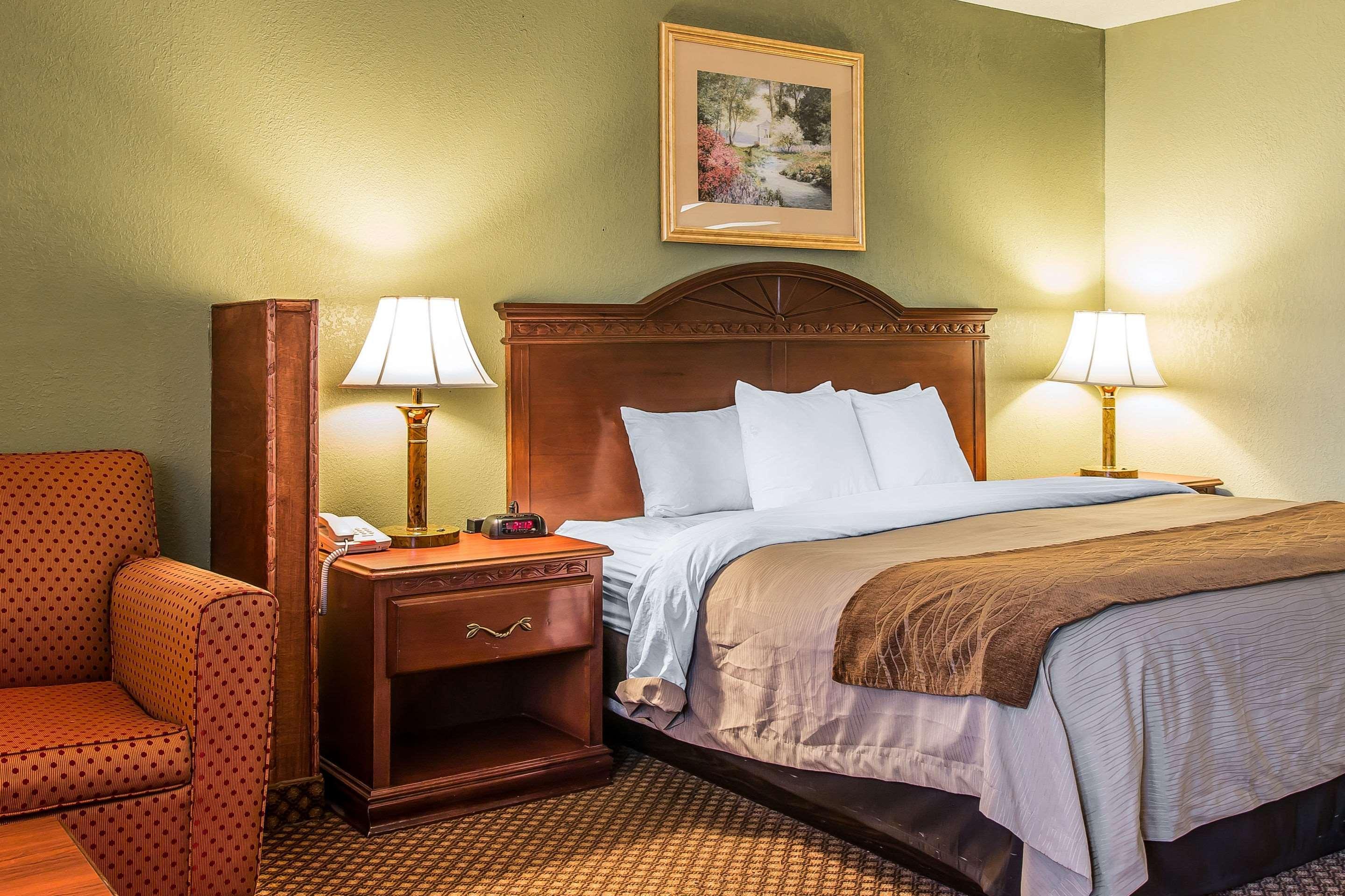Quality Inn & Suites Ann Arbor Hwy 23 Екстериор снимка