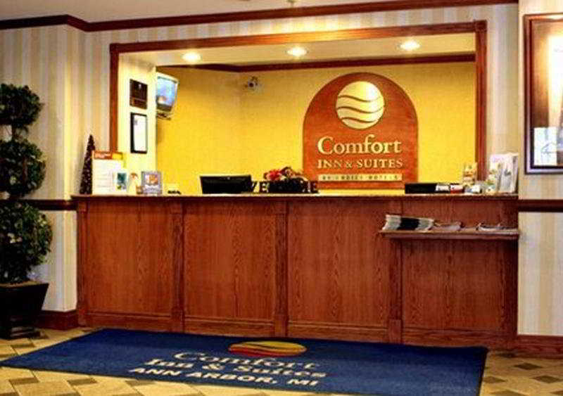 Quality Inn & Suites Ann Arbor Hwy 23 Екстериор снимка