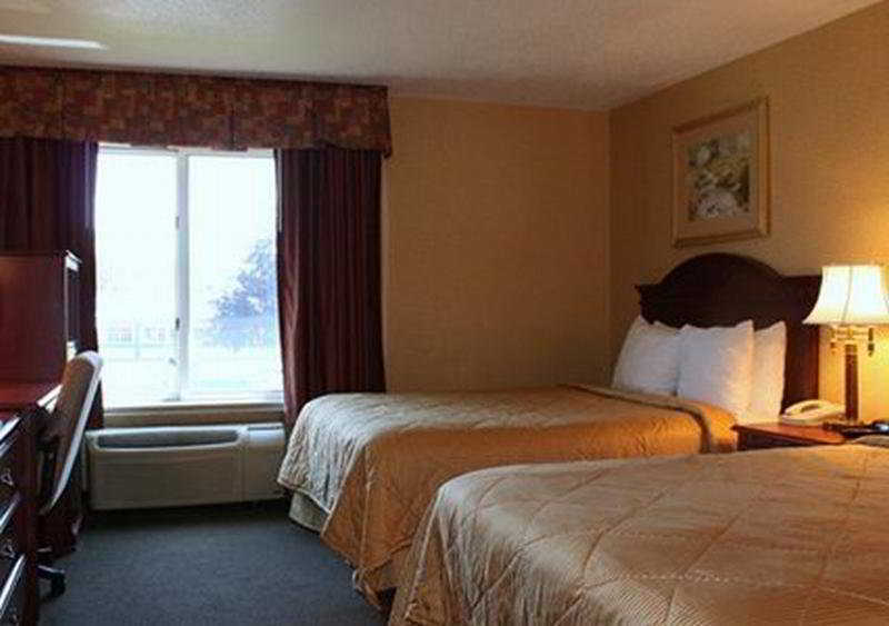 Quality Inn & Suites Ann Arbor Hwy 23 Стая снимка